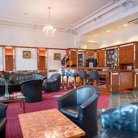 Hotel Bayernland-2