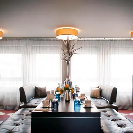 Arkade Hotel Am Theater-2