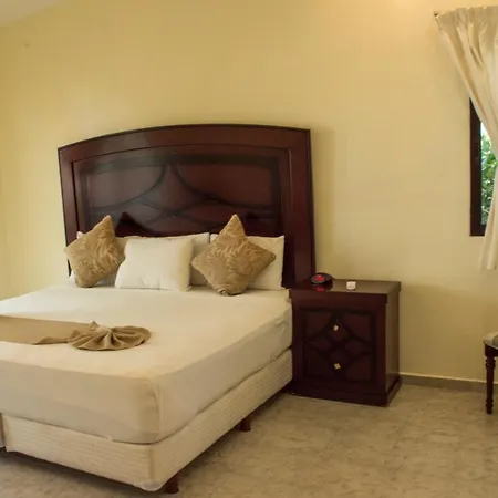 Green Oasis Home Boutique-3