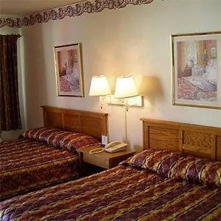 Red Carpet Inn Starke-3