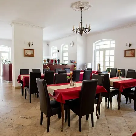 Walzer Hotel-3
