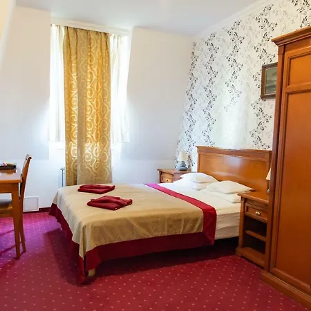 Walzer Hotel-2