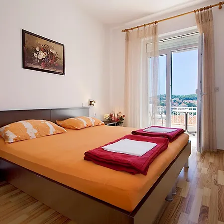 Guesthouse Victoria-3