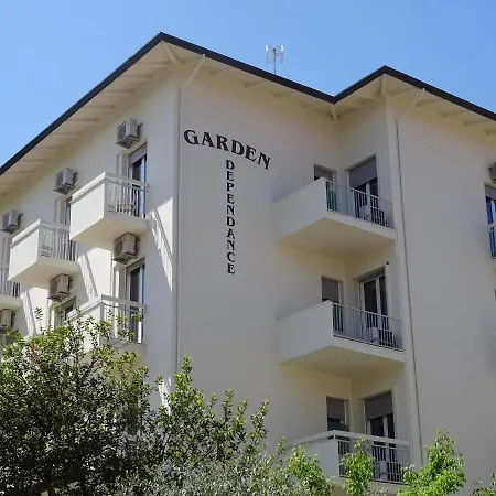 Hotel Garden-2