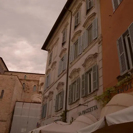 La Piazzetta Affittacamere Ristorante-2