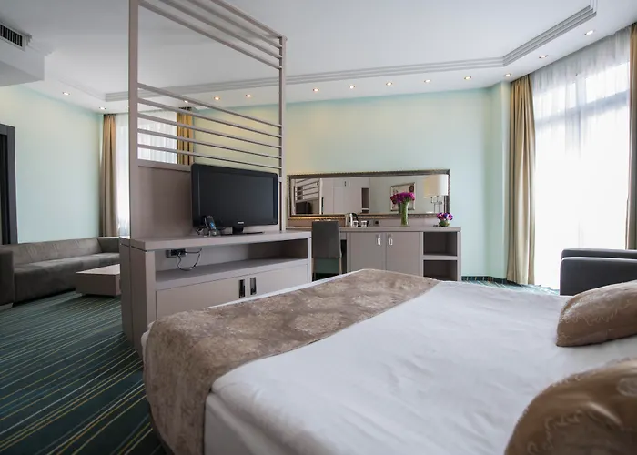 Kopernikus Hotel Prag Belgrado