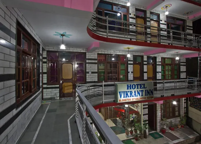 Hotel Vikrant Inn Manali 