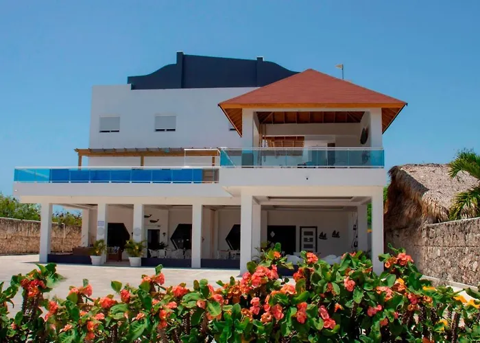 Hotel Capriccio Mare y Restaurante