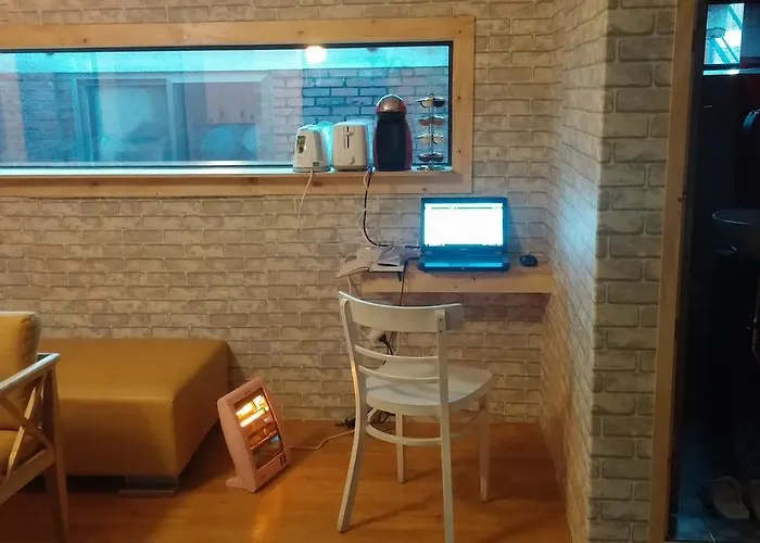 Social House