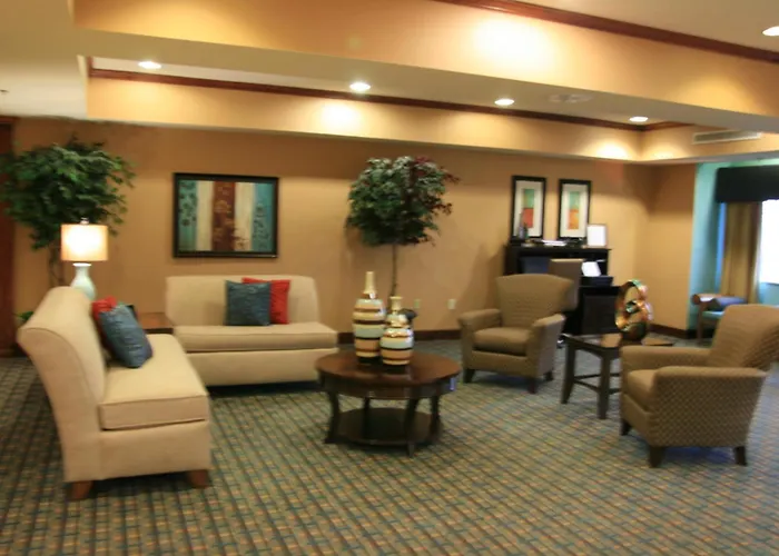 Microtel Inn & Suites By Wyndham Starkville