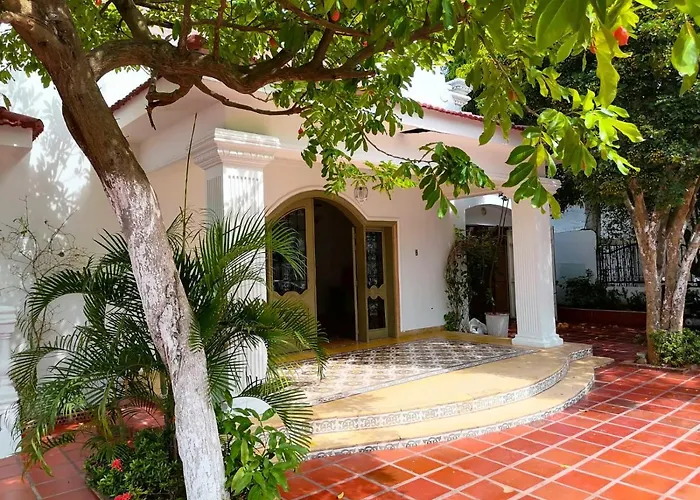 Casa Bahia Colonial - Cartagena Bed & Breakfast