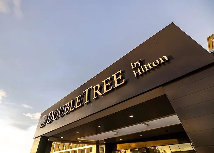 Doubletree By Hilton Calgary North Hotel