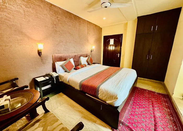 Shelton Hotel Lahore