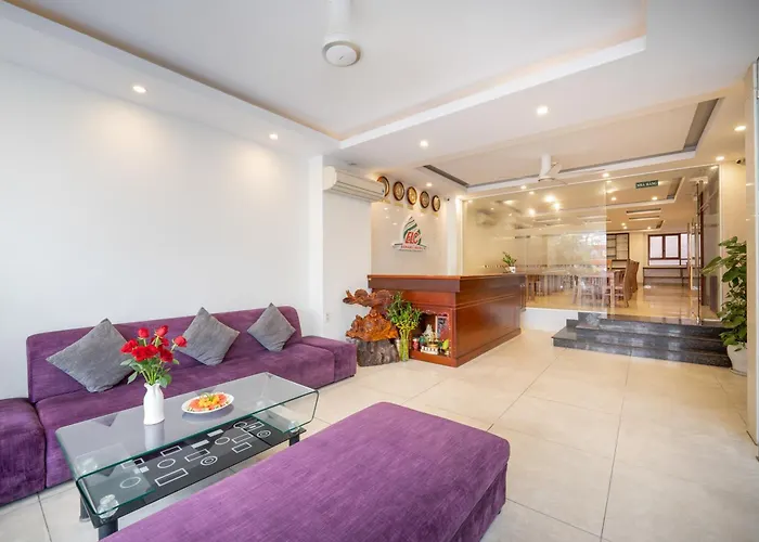 Twilight Beach Hotel Da Nang
