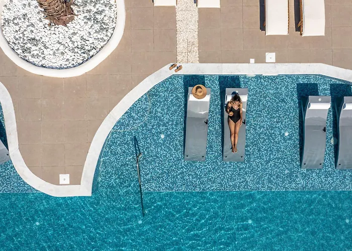 Naxos Finest Hotel & Villas Naxos City