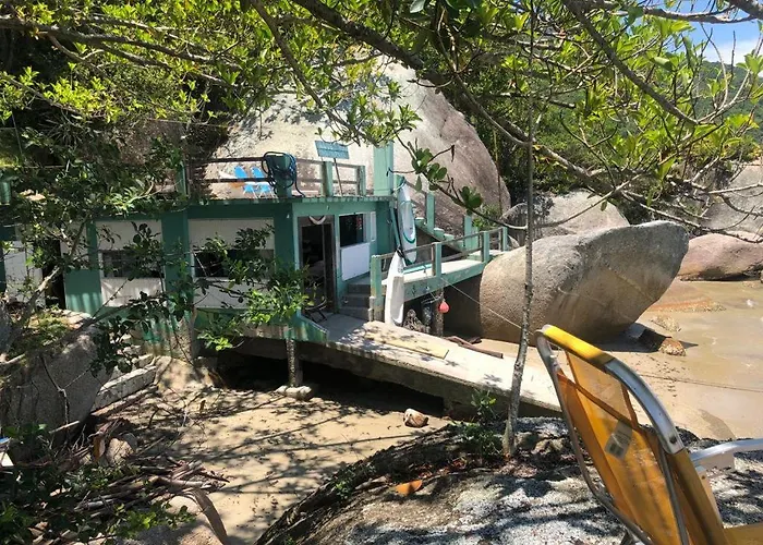 Enseada Das Pedras Bombinhas