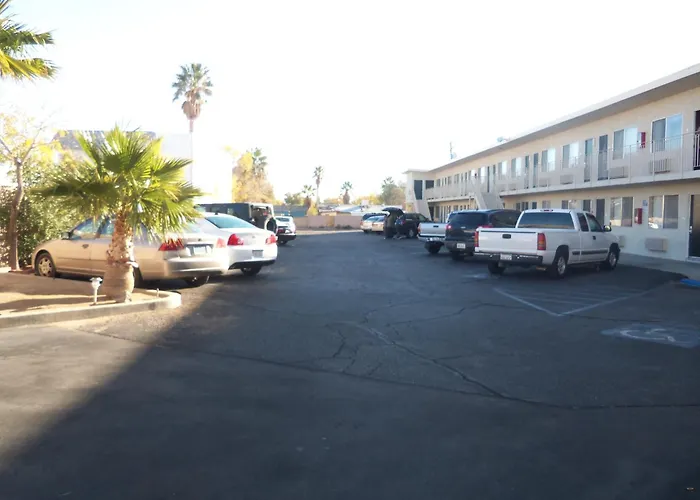 Super 8 By Wyndham Ridgecrest