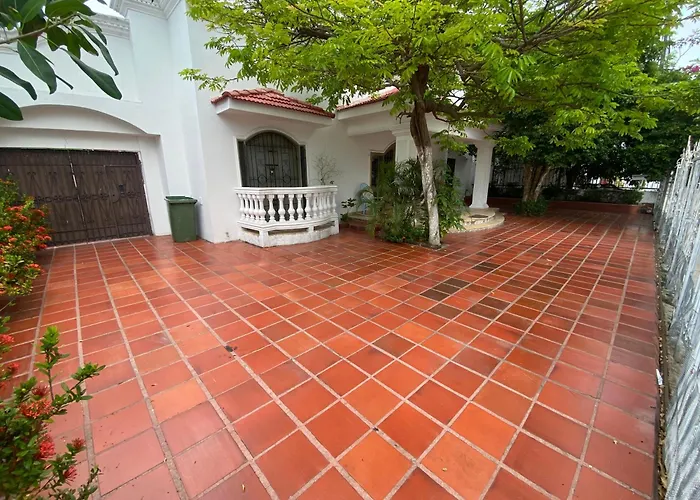 Casa Bahia Colonial - Cartagena Bed & Breakfast