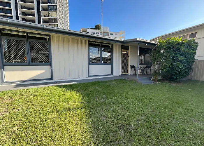 Tropicana Motel Gold Coast