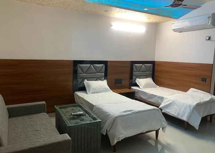 Haveli Hotel & Restaurant