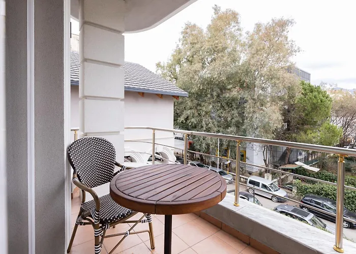 Broadway Boutique Hotel