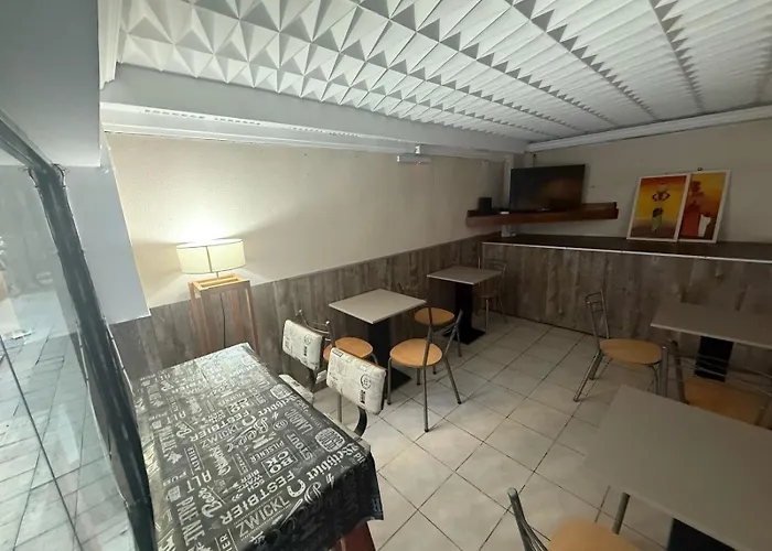 Hotel Canciller