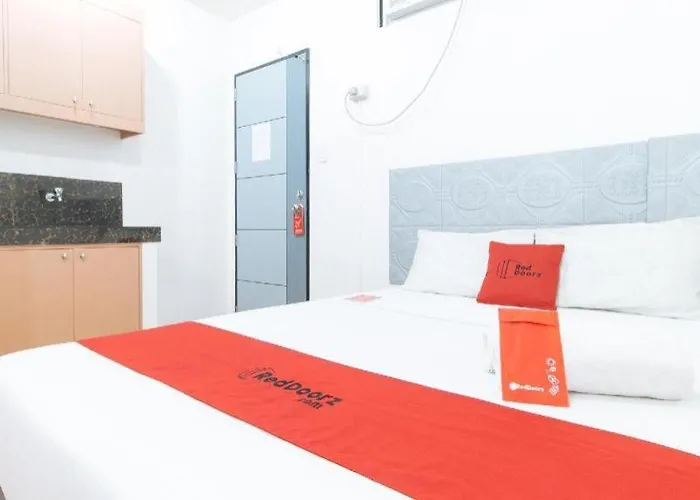 Reddoorz @ Caa Road Las Pinas Manila