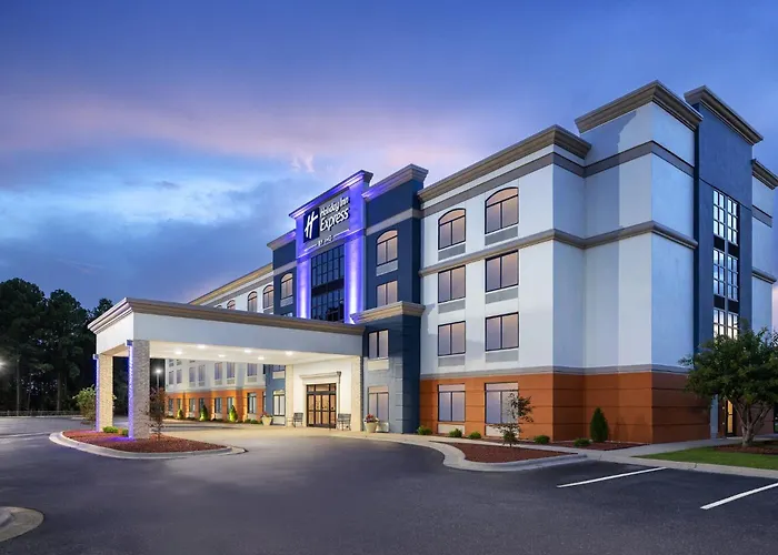 Holiday Inn Express Fayetteville Fort Bragg By Ihg