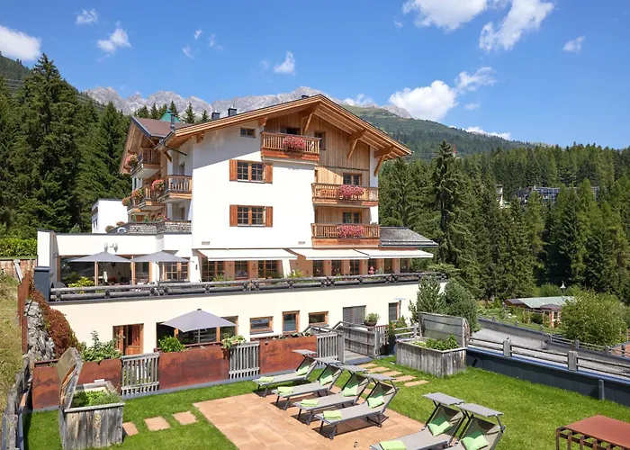 Der Waldhof - Unique - A hidden gem Hotel Sankt Anton am Arlberg