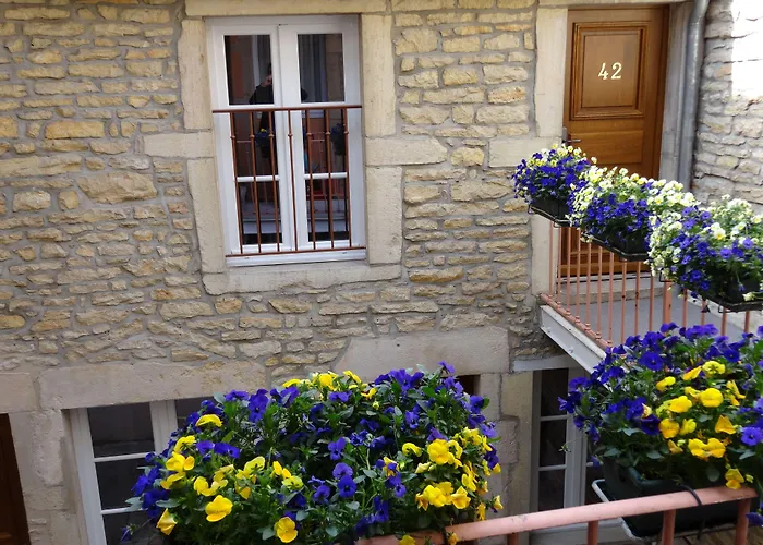 Hotel De La Cloche Beaune 