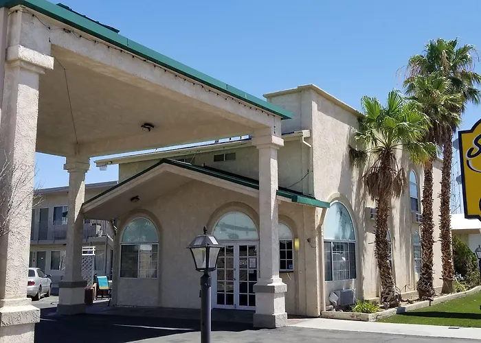 Super 8 By Wyndham Ridgecrest