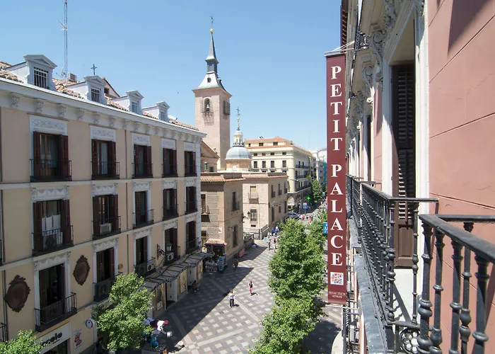 Petit Palace Arenal Madri