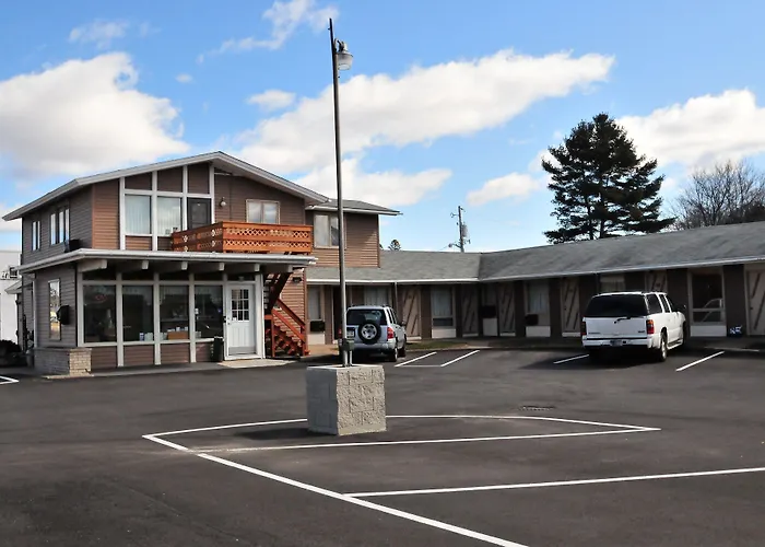 Budget Host Inn - Iron Mountain