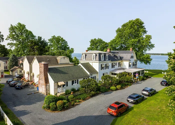 Sandaway Suites & Beach
