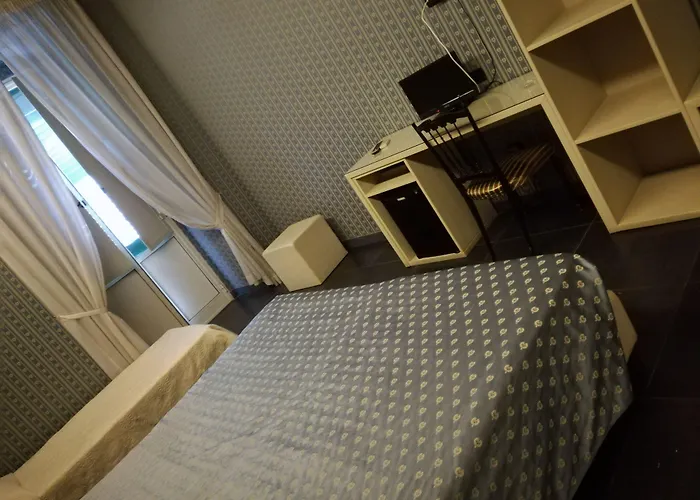 Hotel Guiren Dal 1959 Neapel