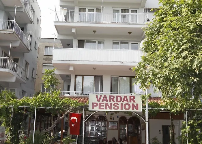 Vardar Pension Selçuk