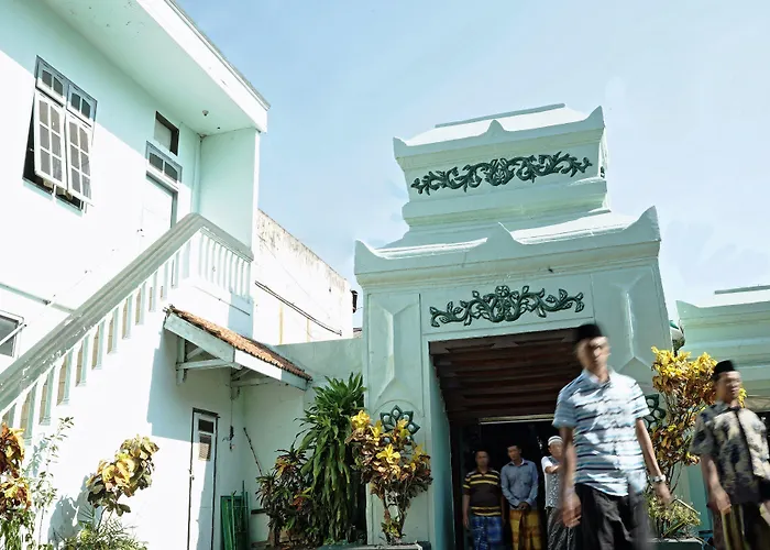 Palm Park Hotel Surabaya