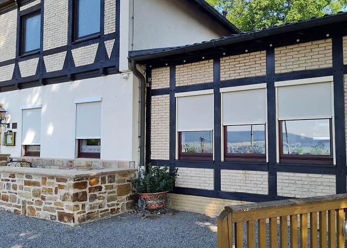 Hotel Waldquelle - Baumhaushotel Aerzen