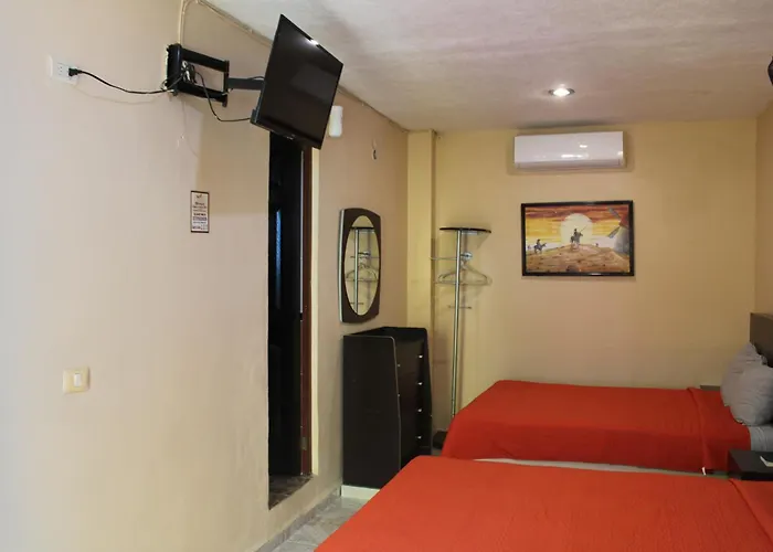 Hotel Guaranducha Inn