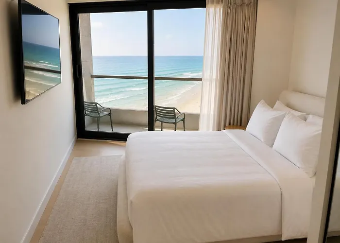 Herbert Samuel Okeanos Suites Herzilya