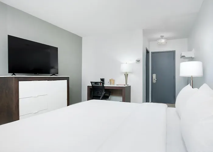 Le Grand Hotel Baie-Comeau