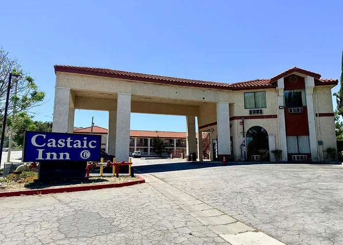 Castaic Inn Six Flags Valencia
