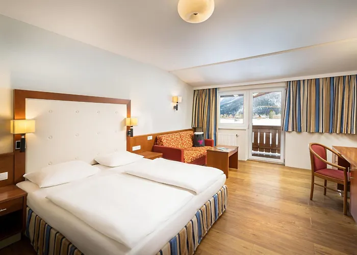 Kuhotel Steinplatte, Trademark Collection By Wyndham Waidring