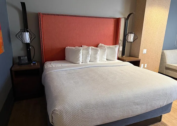 La Quinta By Wyndham Altoona Des Moines Hotel