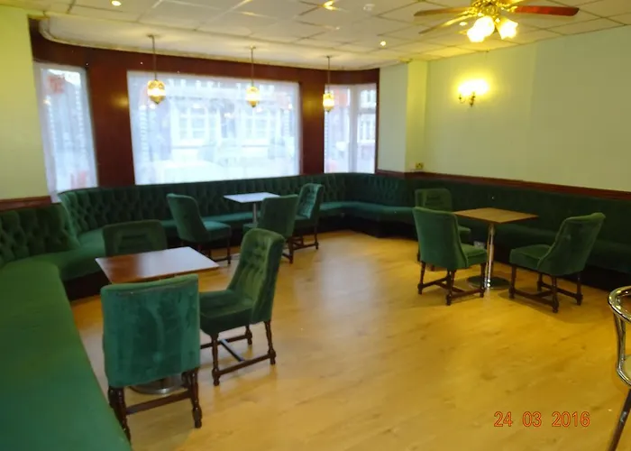 Aa Central Hotel