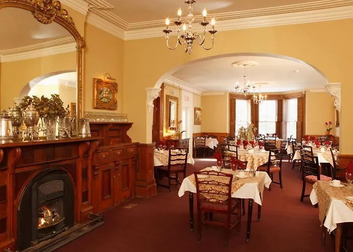 Blomidon Inn Wolfville