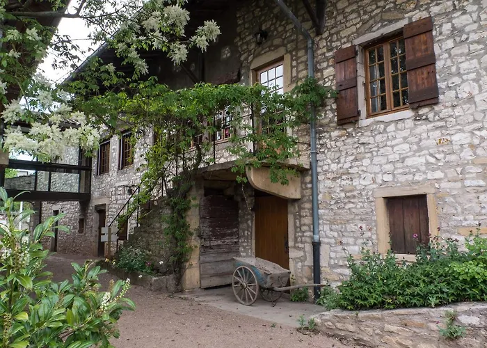 Logis Hotel Restaurant La Vieille Ferme, Macon Nord