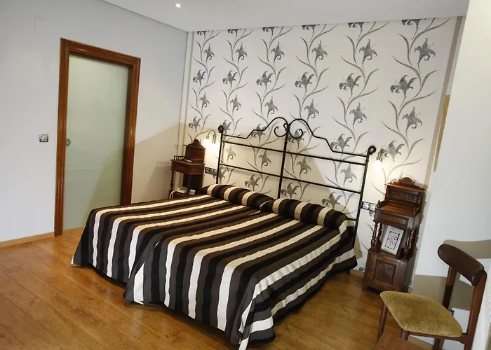 Hostal Rey Pedro I Santo Domingo De La Calzada