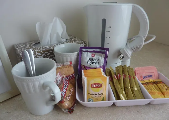 Batemans Bay Manor - Bed And Breakfast