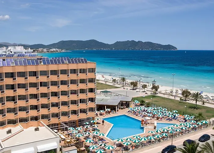 Sumba- Borneo Hotel Cala Millor 